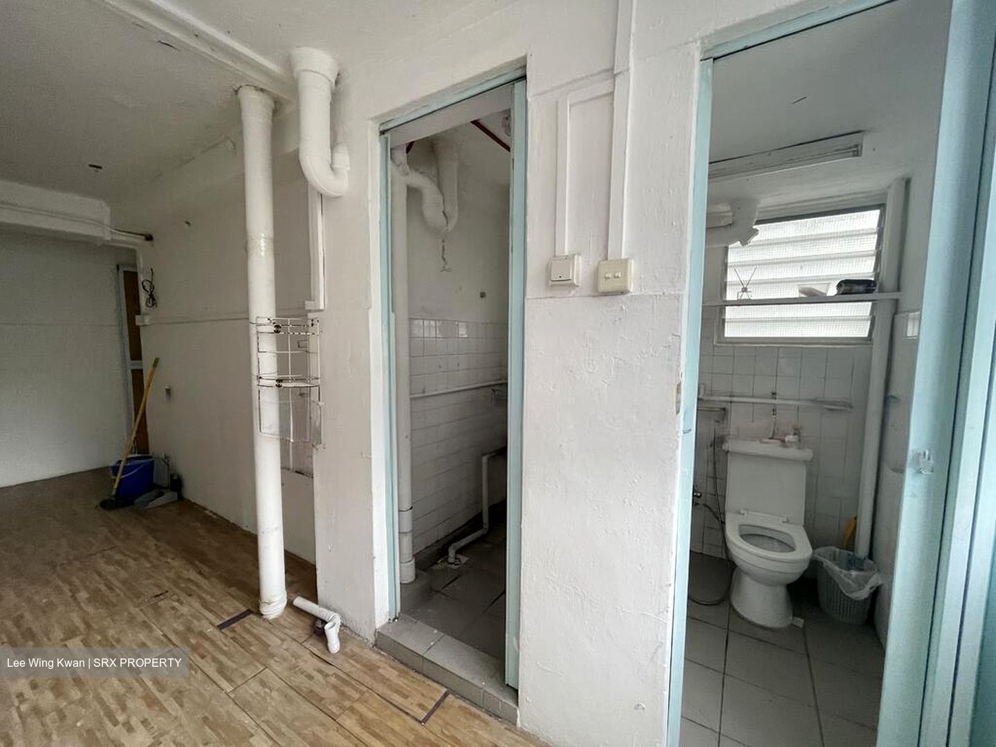 Toa Payoh Central (D12), Shop House #521659591